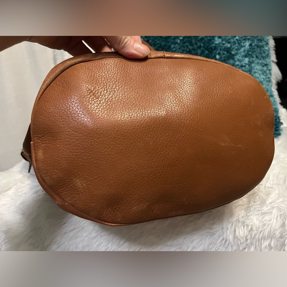 Foley + Corinna Lilli bucket tote in honey brown - Picture 5 of 13